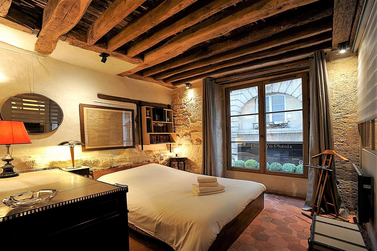 Beautiful Apartment In Historical Marais Párizs Kültér fotó