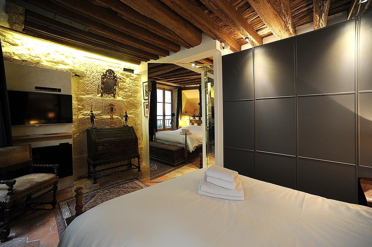 Beautiful Apartment In Historical Marais Párizs Kültér fotó